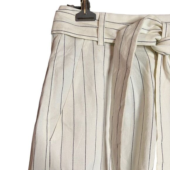 NWT! Loft striped linen blend shorts - Picture 2 of 7